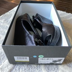 Black Leather Roberto del Carlo Platform Sandals